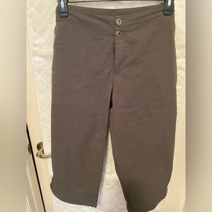 Sahalie Hiking  Capri pants, Size 14, dark grey, like new